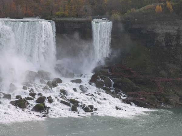 Niagara Falls in Autumn 2007 13